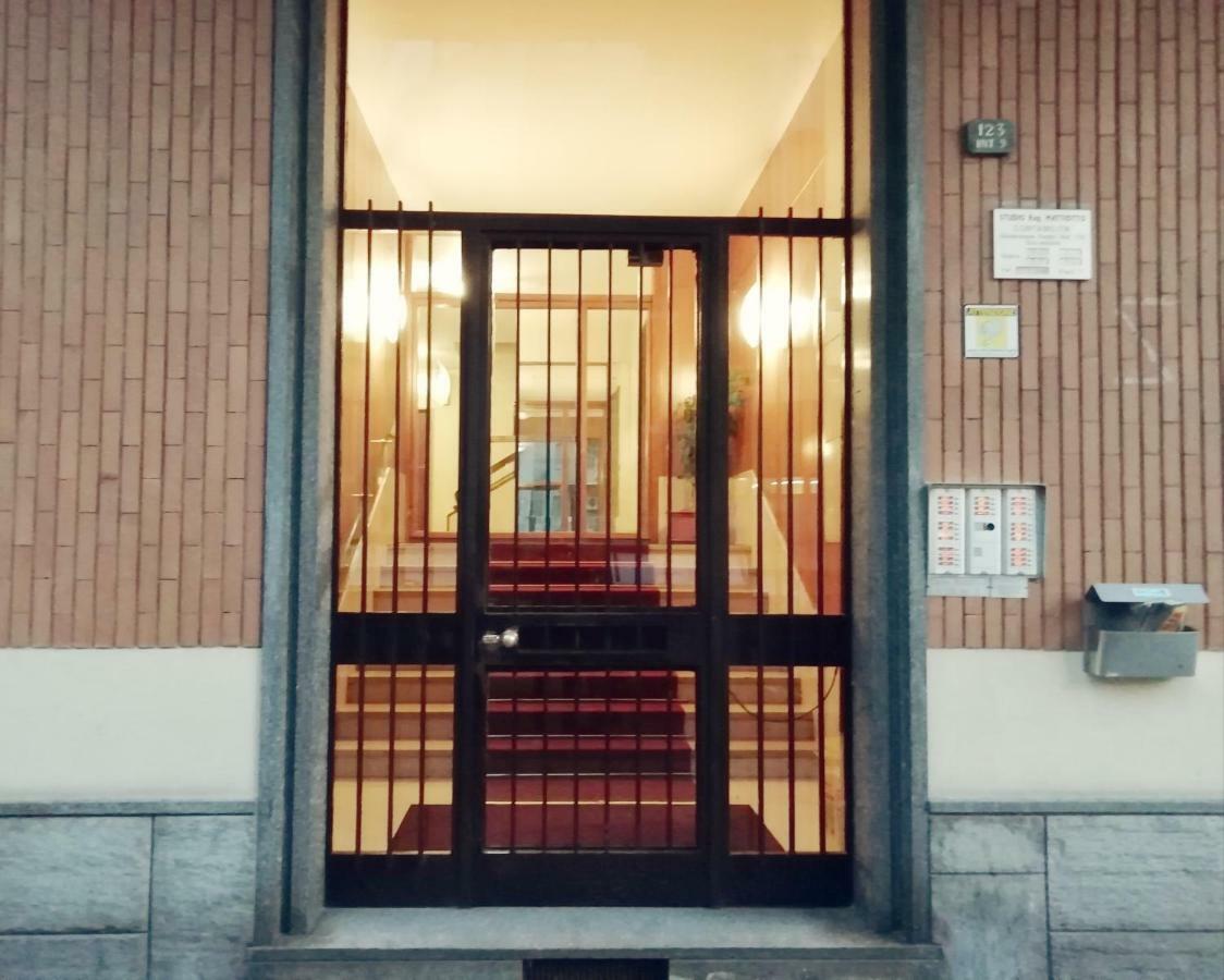 Here Apartment Торино Екстериор снимка